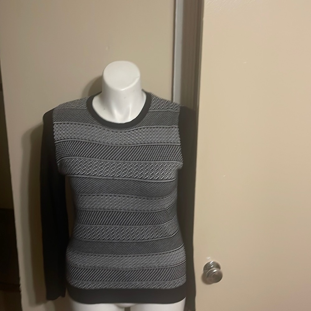 Kim Roger sweater